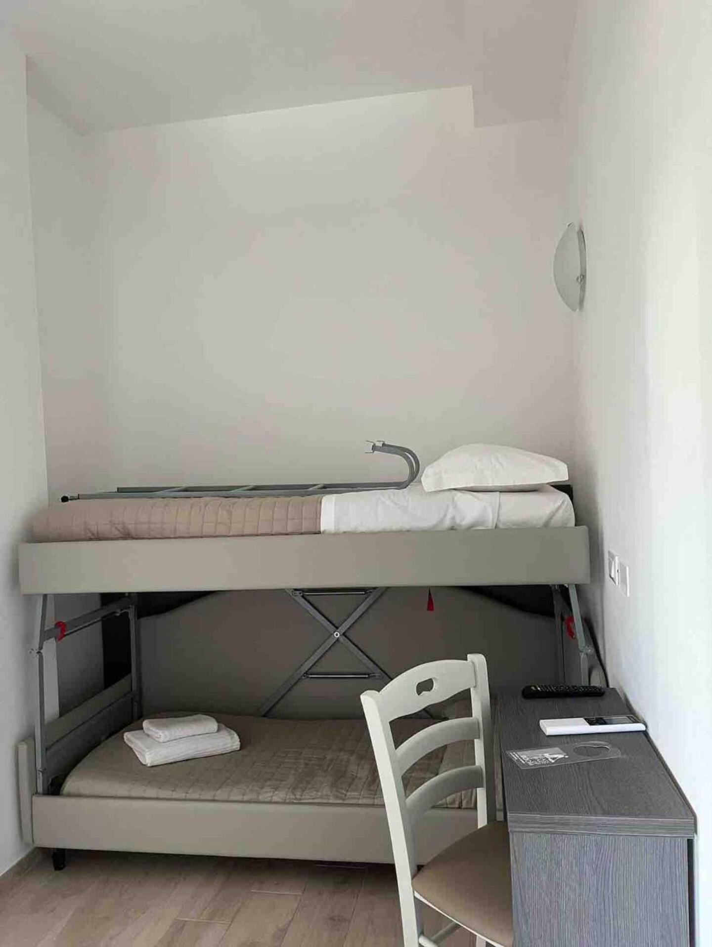 Hotel Bed And Book 2*